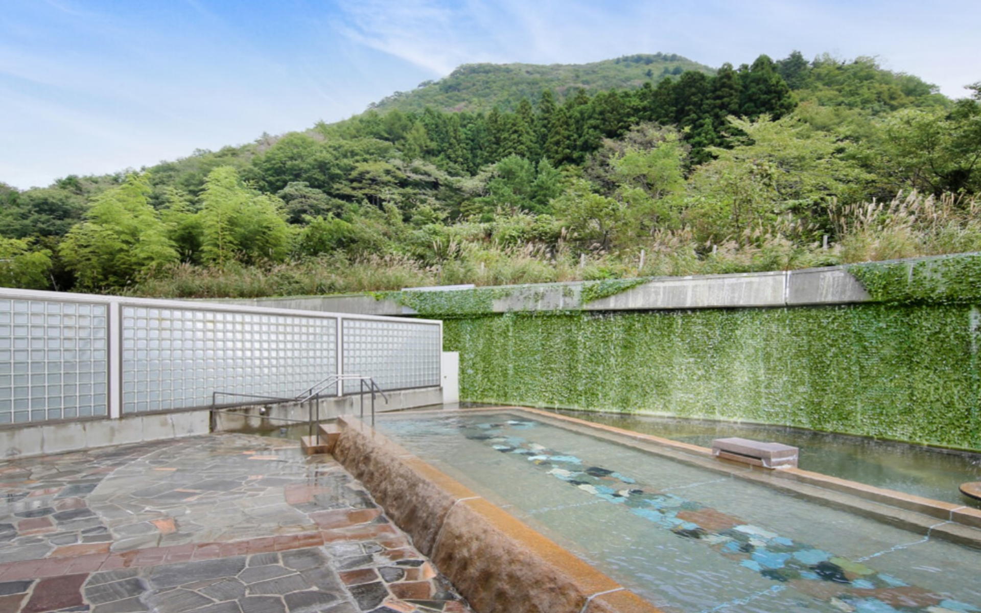 La楽リゾートホテル グリーングリーン